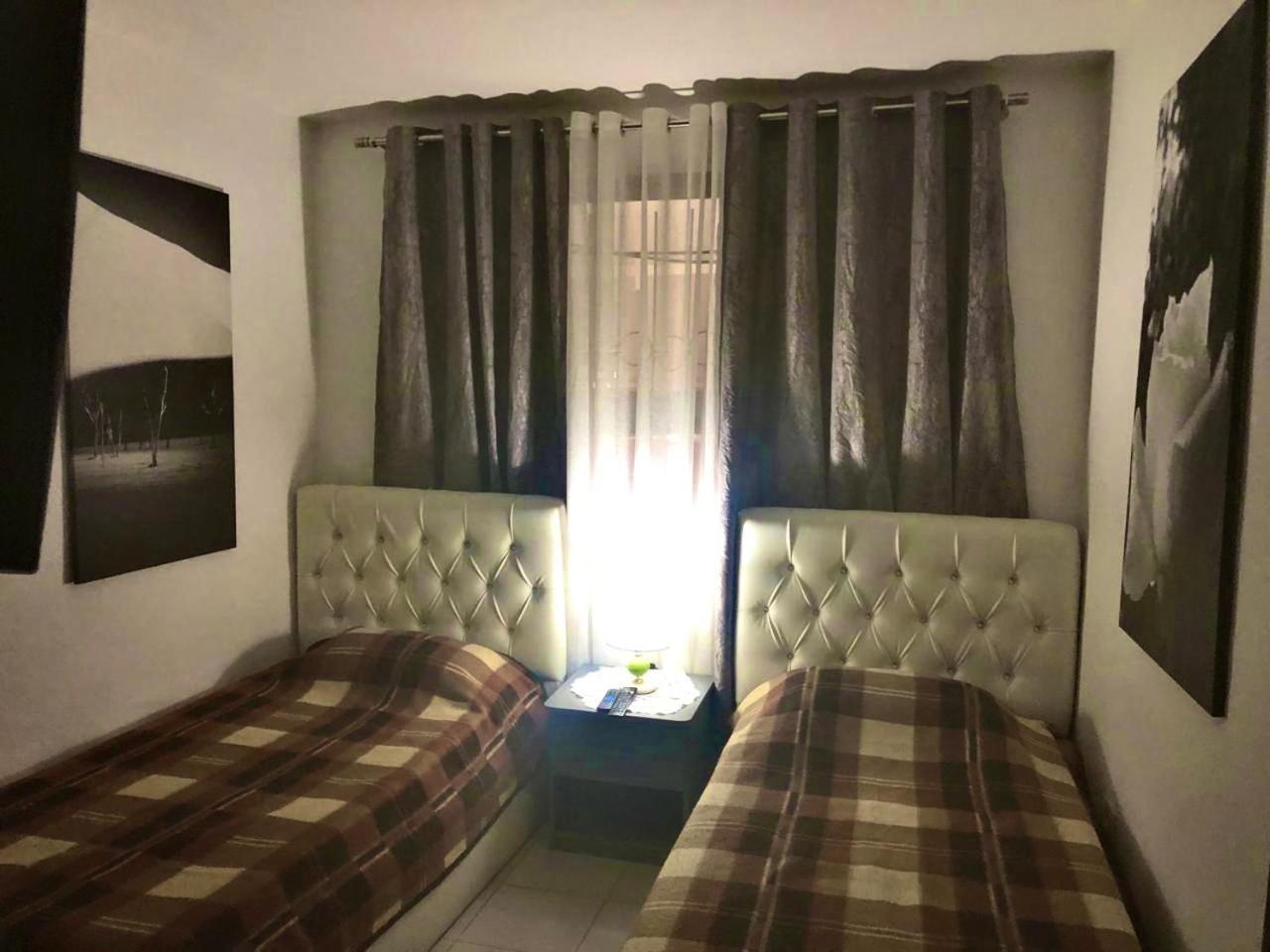 Cozzy Cottage, In Center Of Tirana Exterior foto